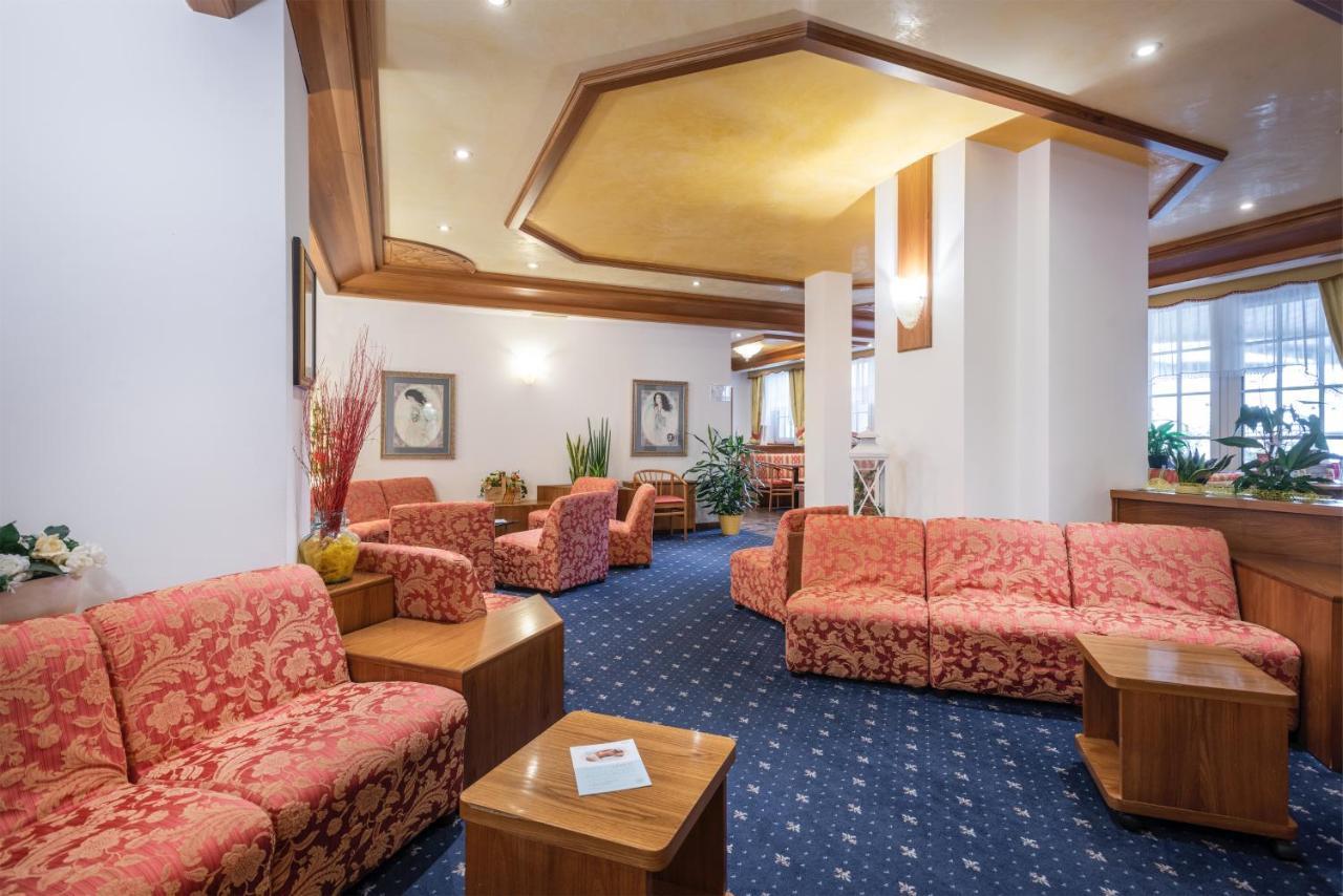 Hotel Lucia Levico Terme Extérieur photo
